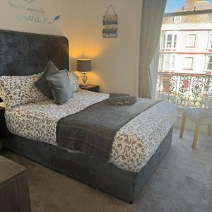 Silver Seaview Double